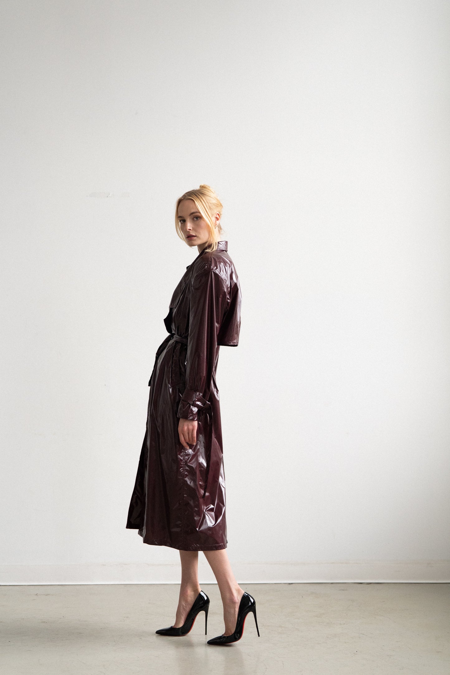 Velvet Gloss Mano Coat